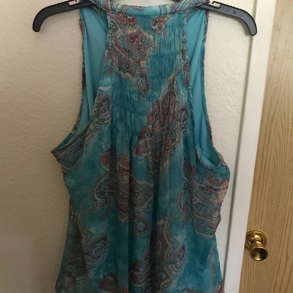 Sleeveless Aqua and Multicolor/Print Top - Picture 2 of 8